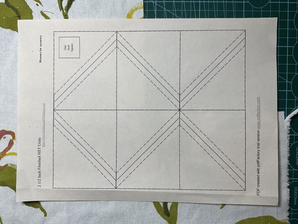 Paperivorlage für Halbquadrat-Dreiecke