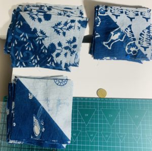 Vorrat Halbquadrat-Dreiecke Indigo-Blaudruck aus Indien