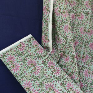 Yatika ist ein original Hand Block Print, sehr aufwändig ausgeführt und kommt von Anokhi in Jaipur. Sehr klassisches indisches Hand Block Muster.